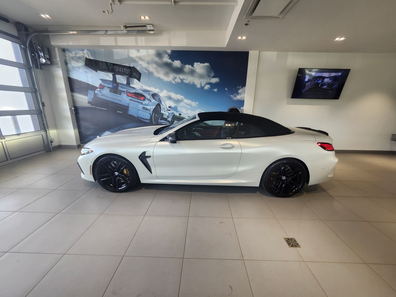 2023 BMW M8 - Image 11
