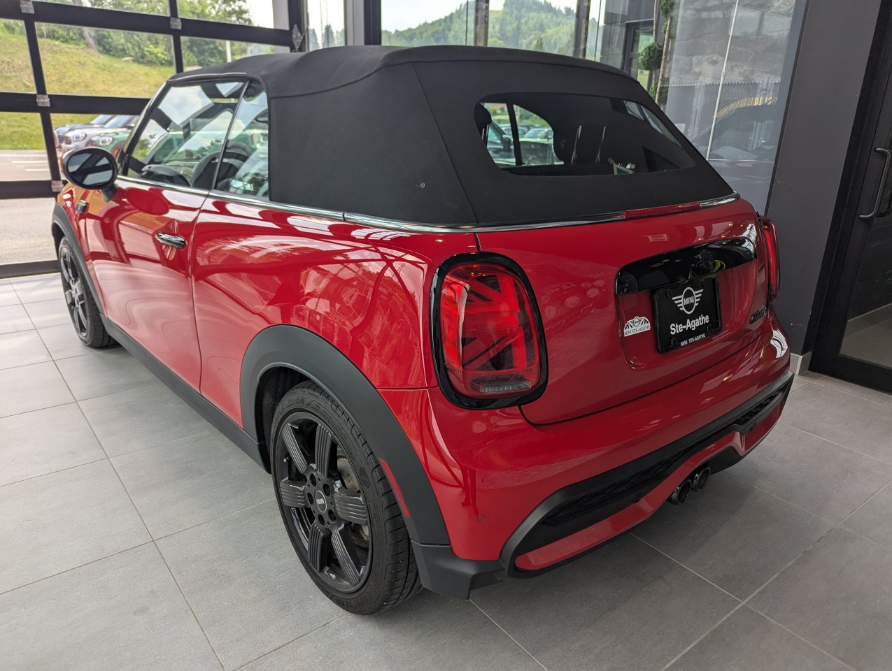 2024 Mini Cooper - Image 5
