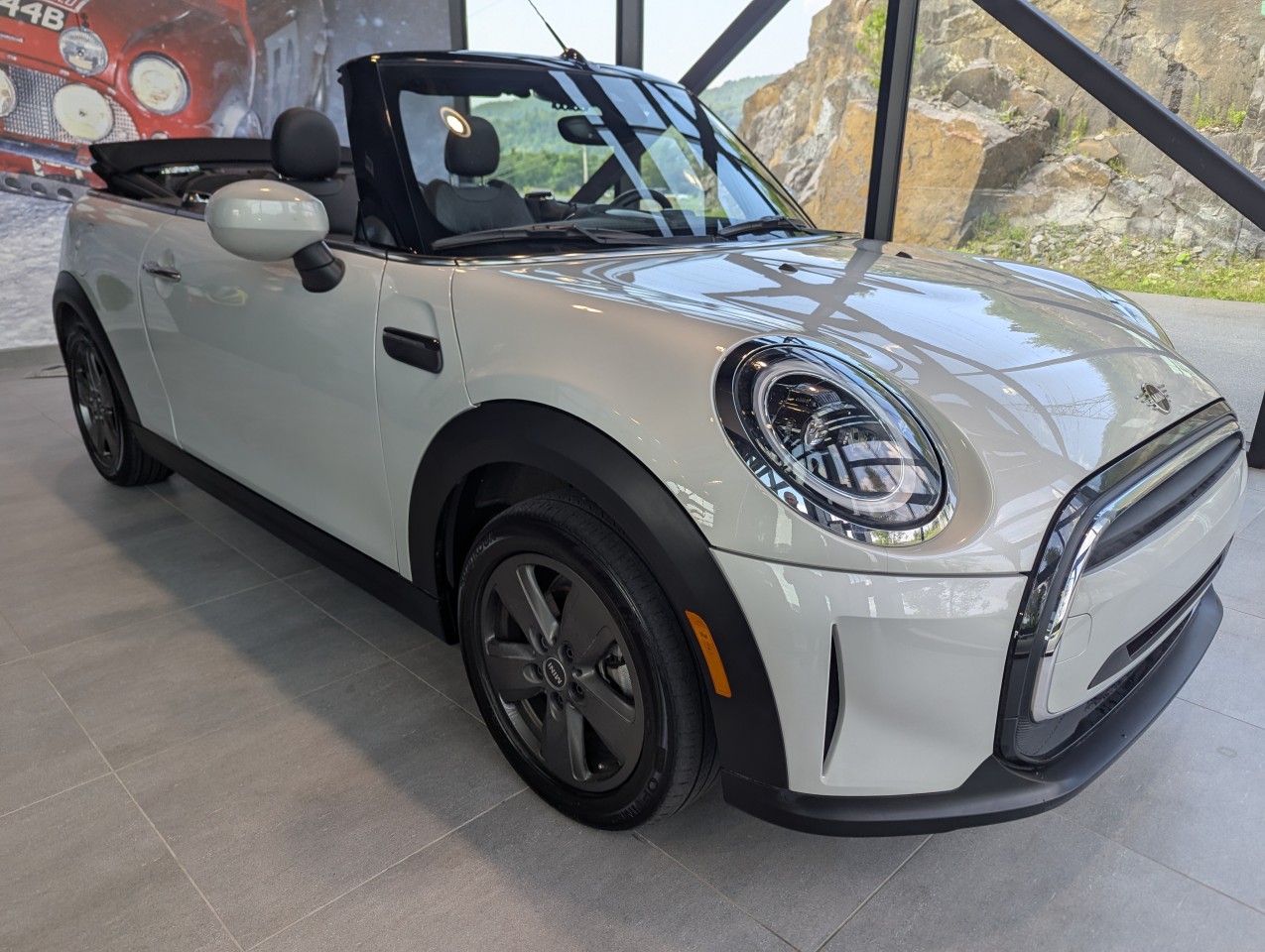 2023 Mini Cooper Cabriolet - Image 7