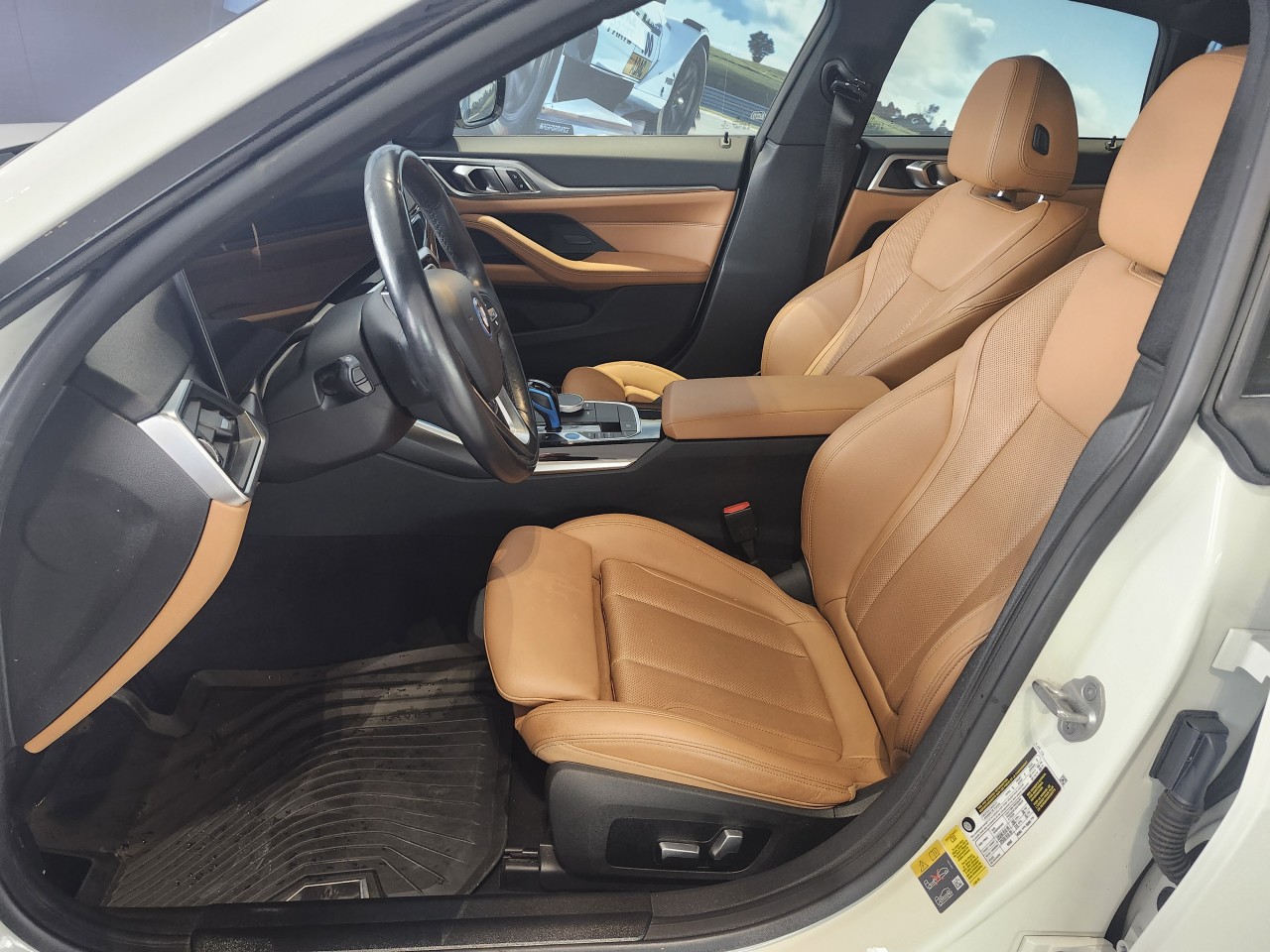 2023 BMW i4 - Image 11