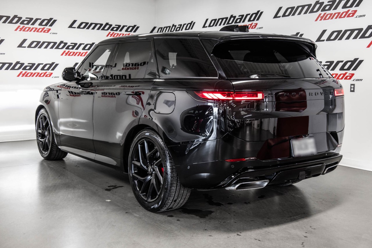 2025 Land Rover Range Rover Sport - Image 6