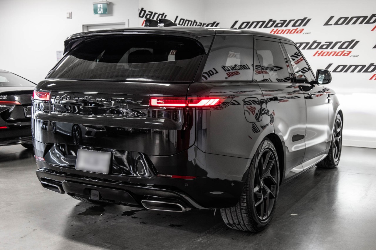 2025 Land Rover Range Rover Sport - Image 10
