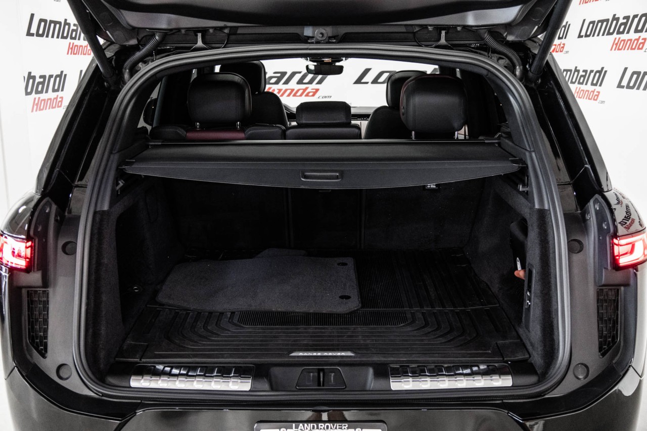 2025 Land Rover Range Rover Sport - Image 14