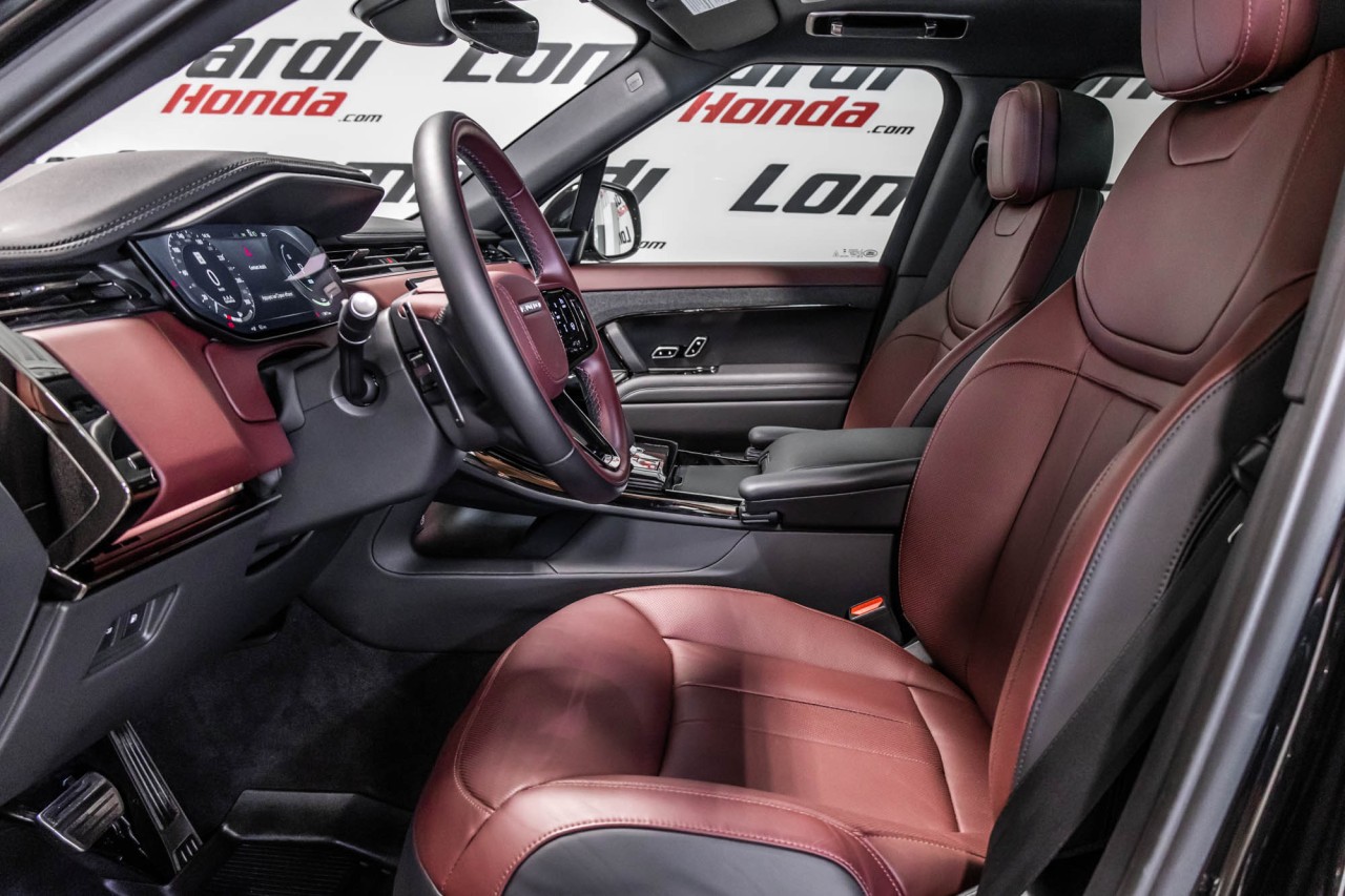 2025 Land Rover Range Rover Sport - Image 16