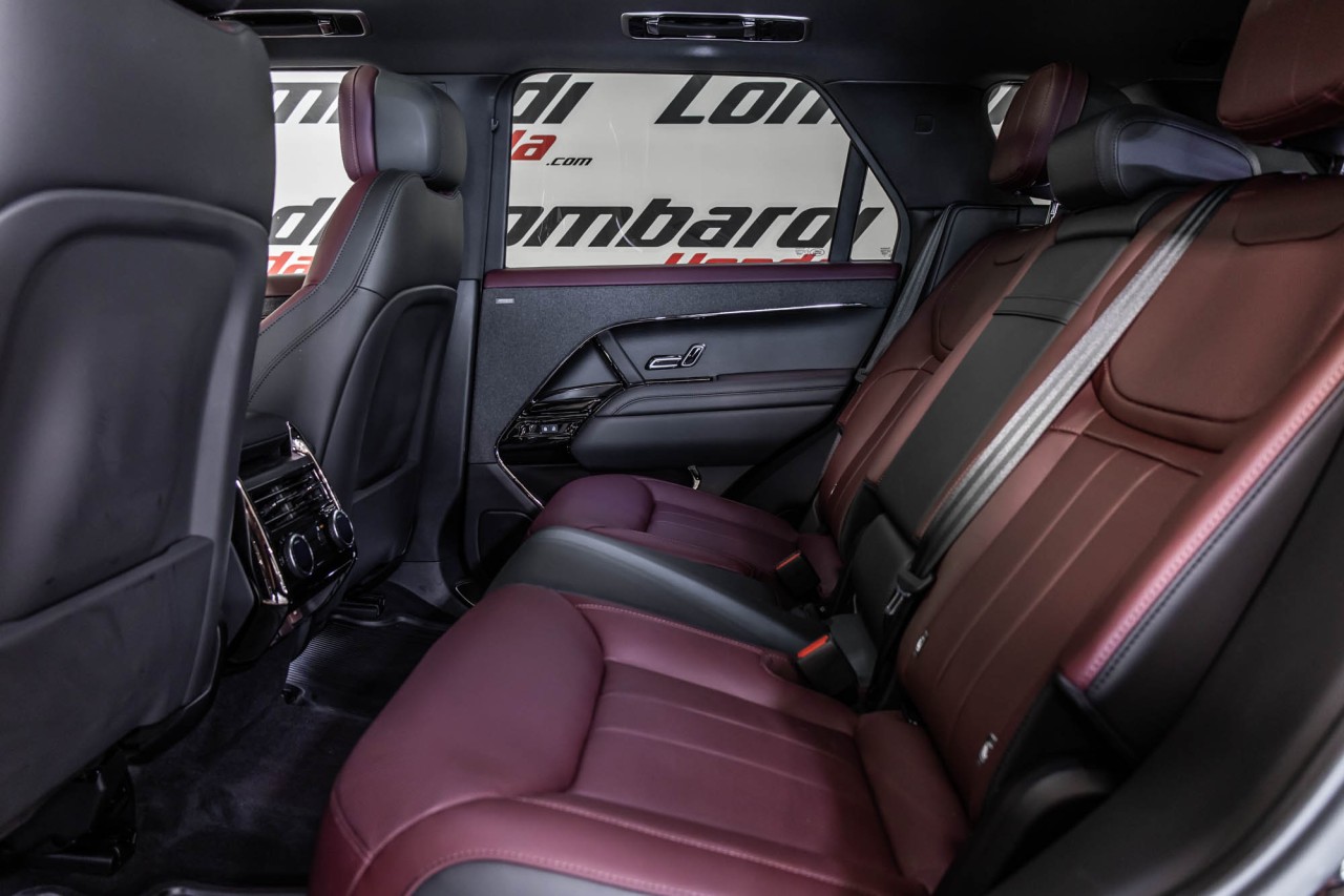 2025 Land Rover Range Rover Sport - Image 34