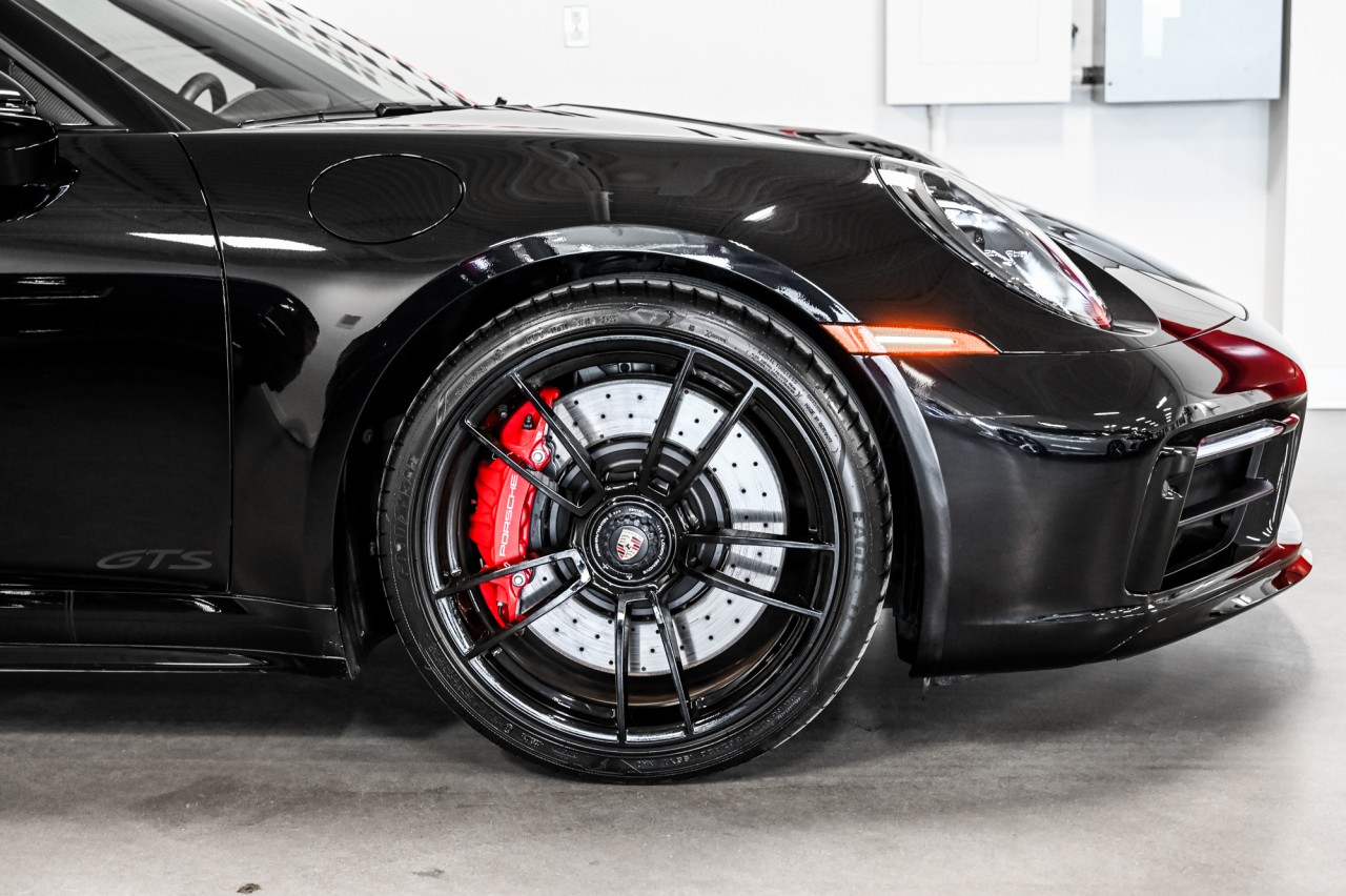 2024 Porsche 911 - Image 3