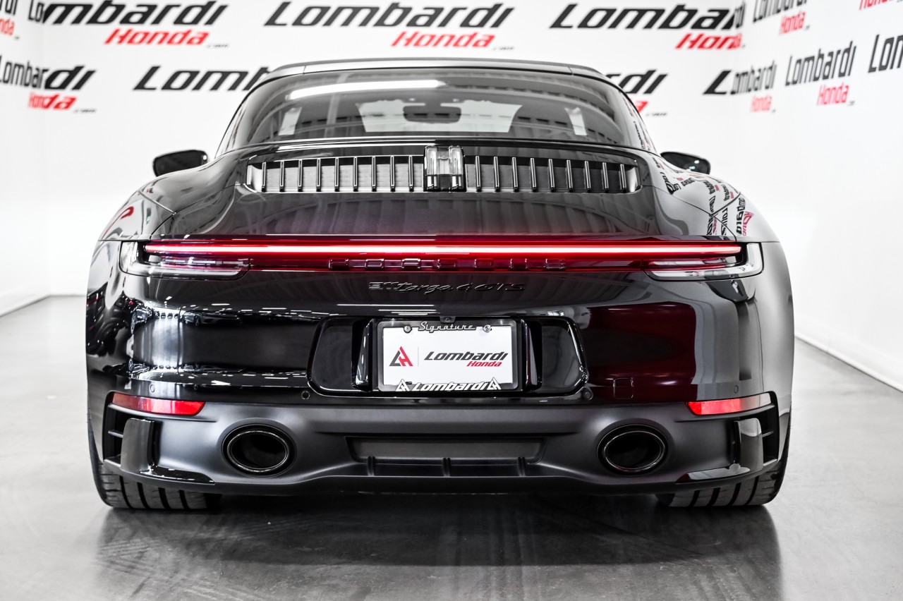 2024 Porsche 911 - Image 6
