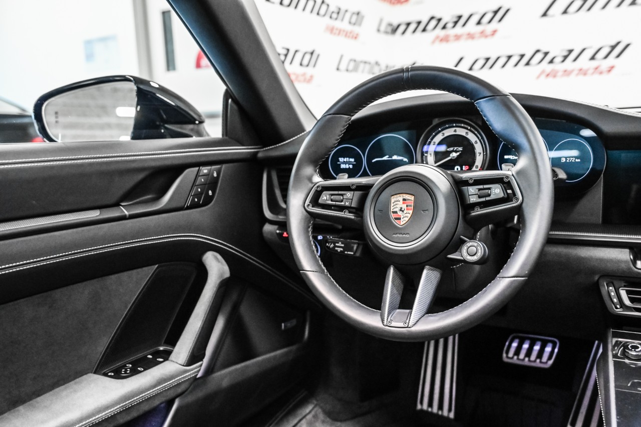 2024 Porsche 911 - Image 26