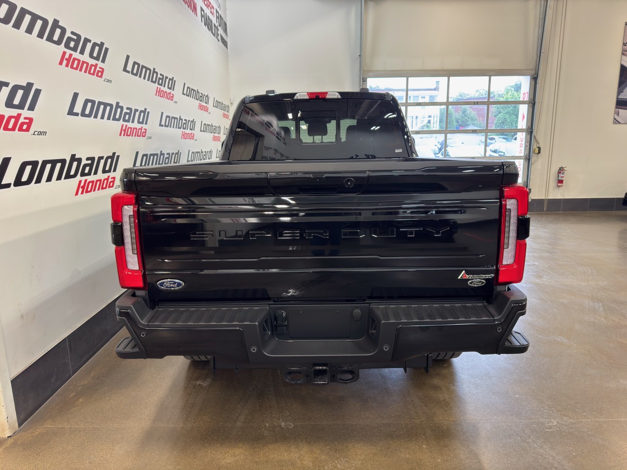 2025 Ford F-250 - Image 5