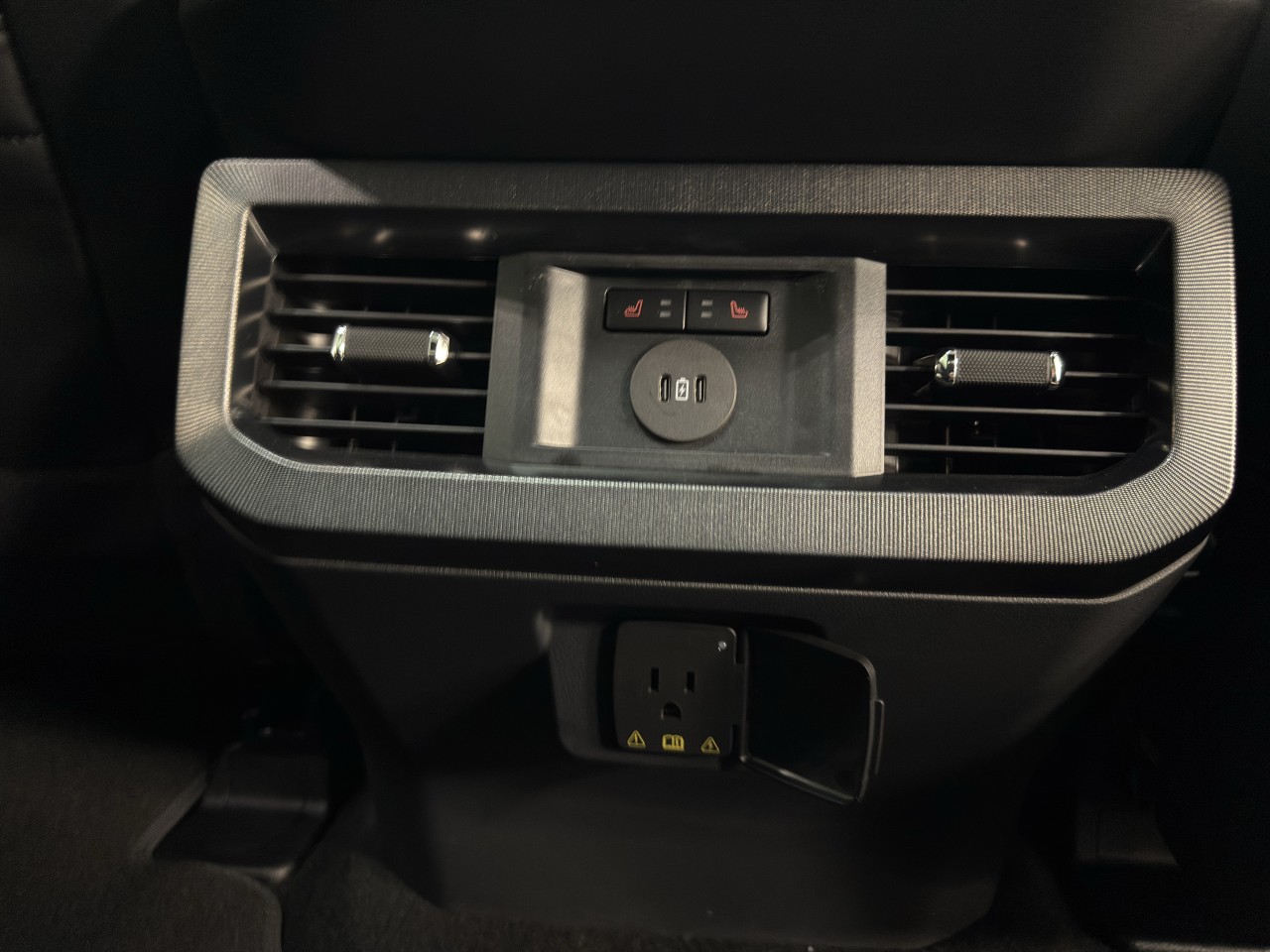 2025 Ford F-250 - Image 10