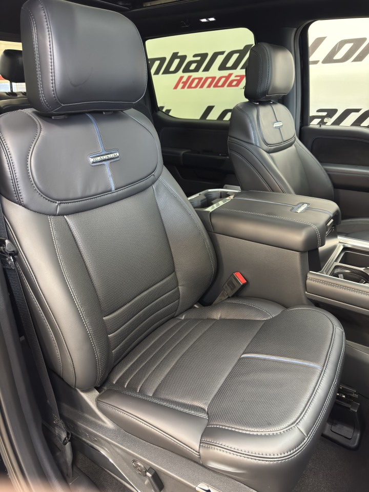 2025 Ford F-250 - Image 12