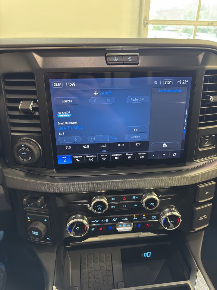 2025 Ford F-250 - Image 13