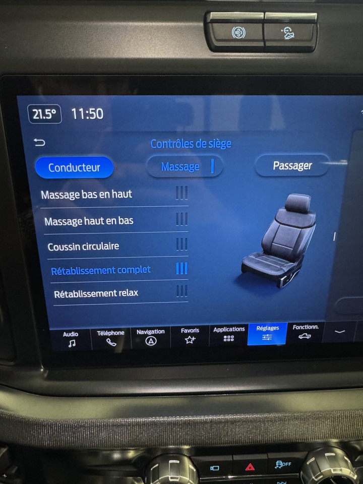2025 Ford F-250 - Image 14