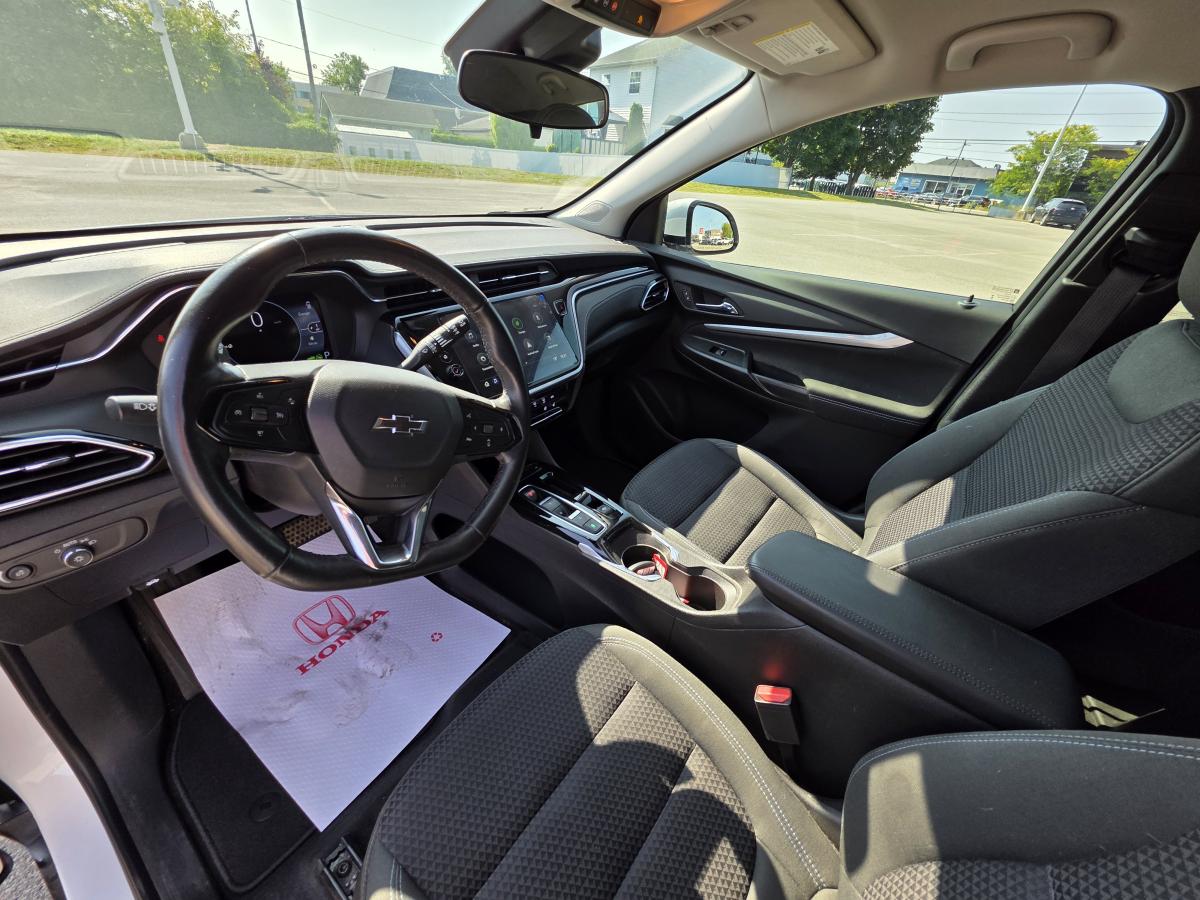 2023 Chevrolet Bolt EUV - Image 10
