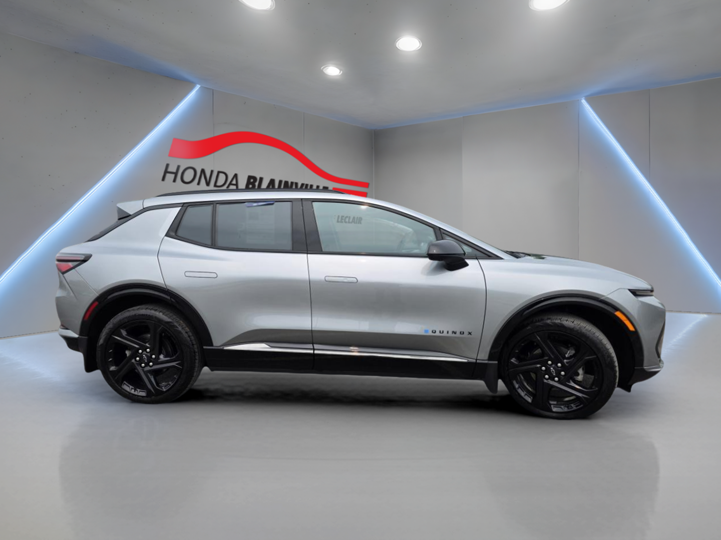2025 Chevrolet Equinox EV - Image 8