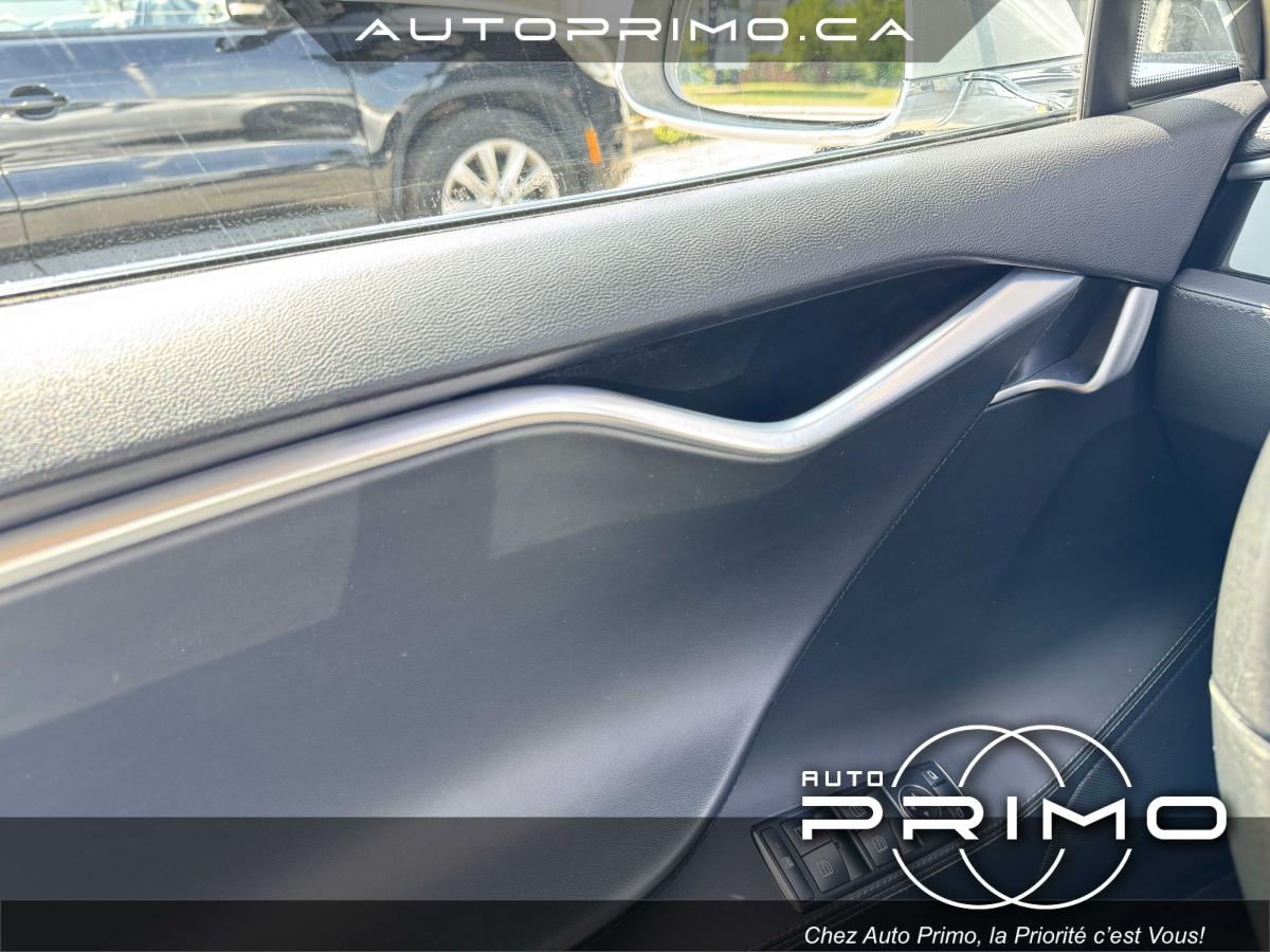 2014 Tesla Model S - Image 13