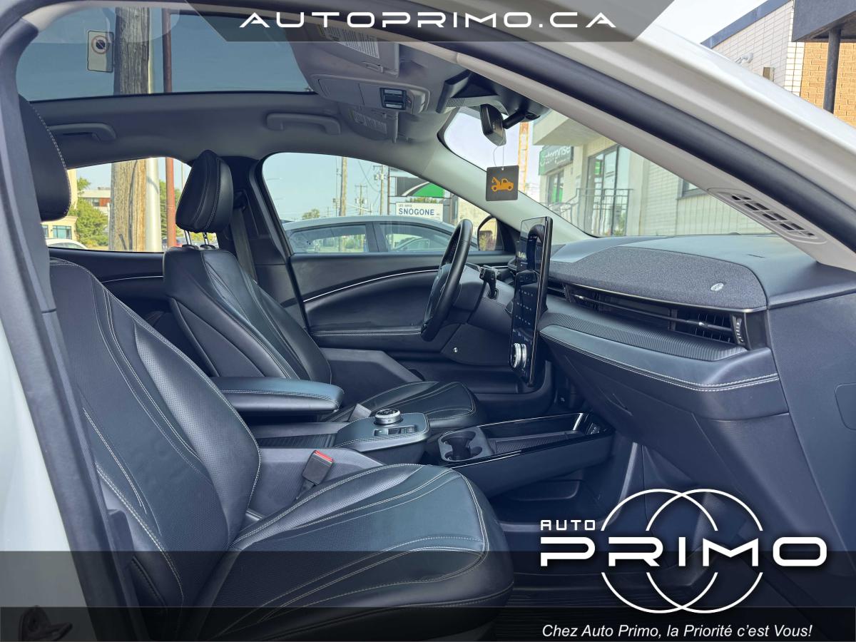 2022 Ford Mustang Mach-E - Image 20