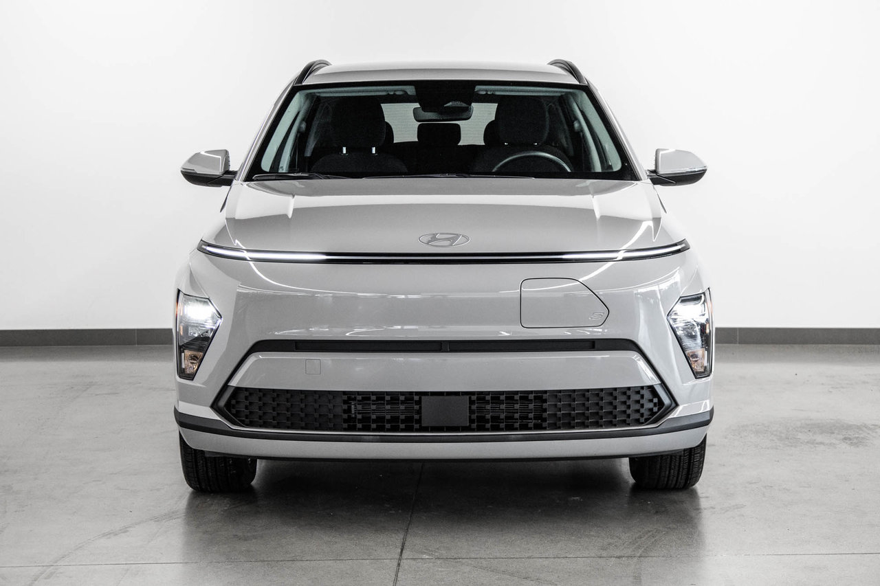 2025 Hyundai Kona Electric - Image 2