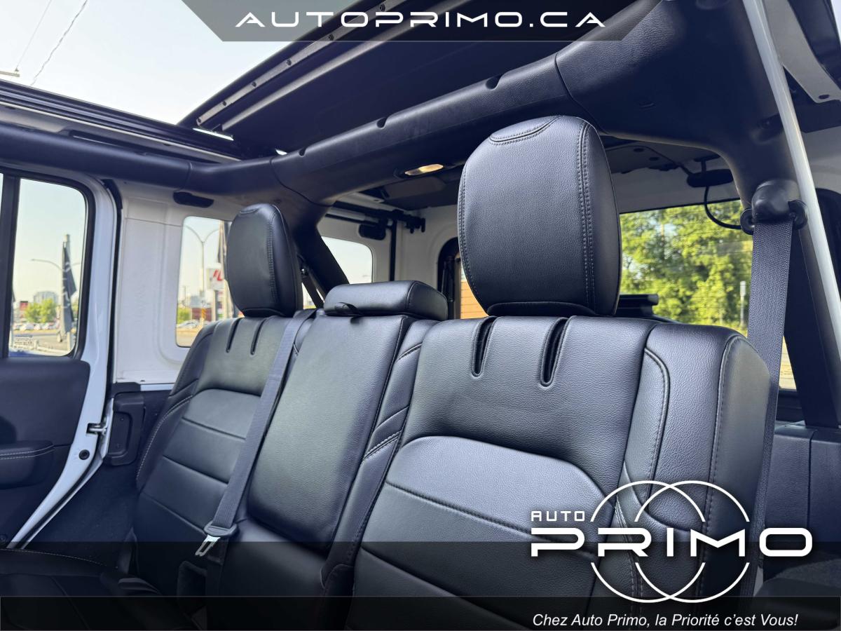 2023 Jeep Wrangler 4xe - Image 12