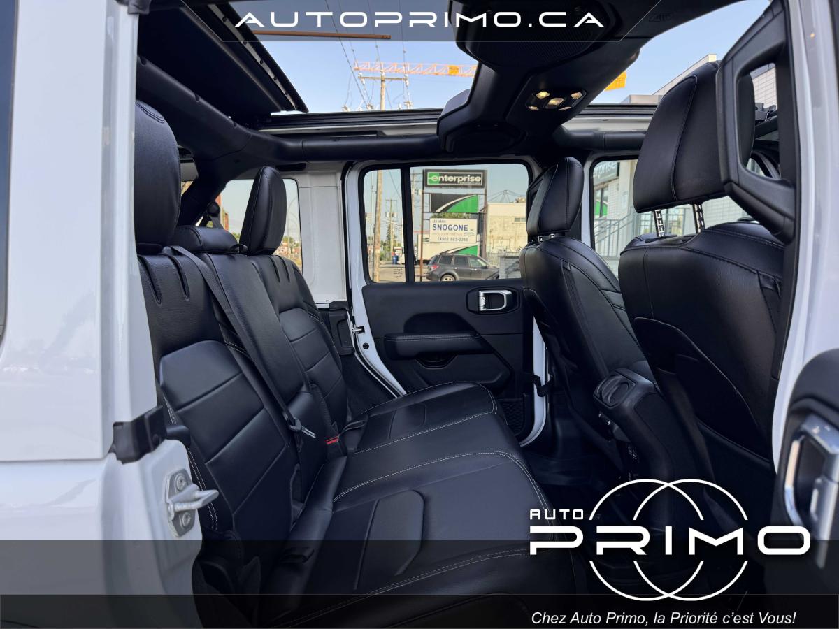 2023 Jeep Wrangler 4xe - Image 15