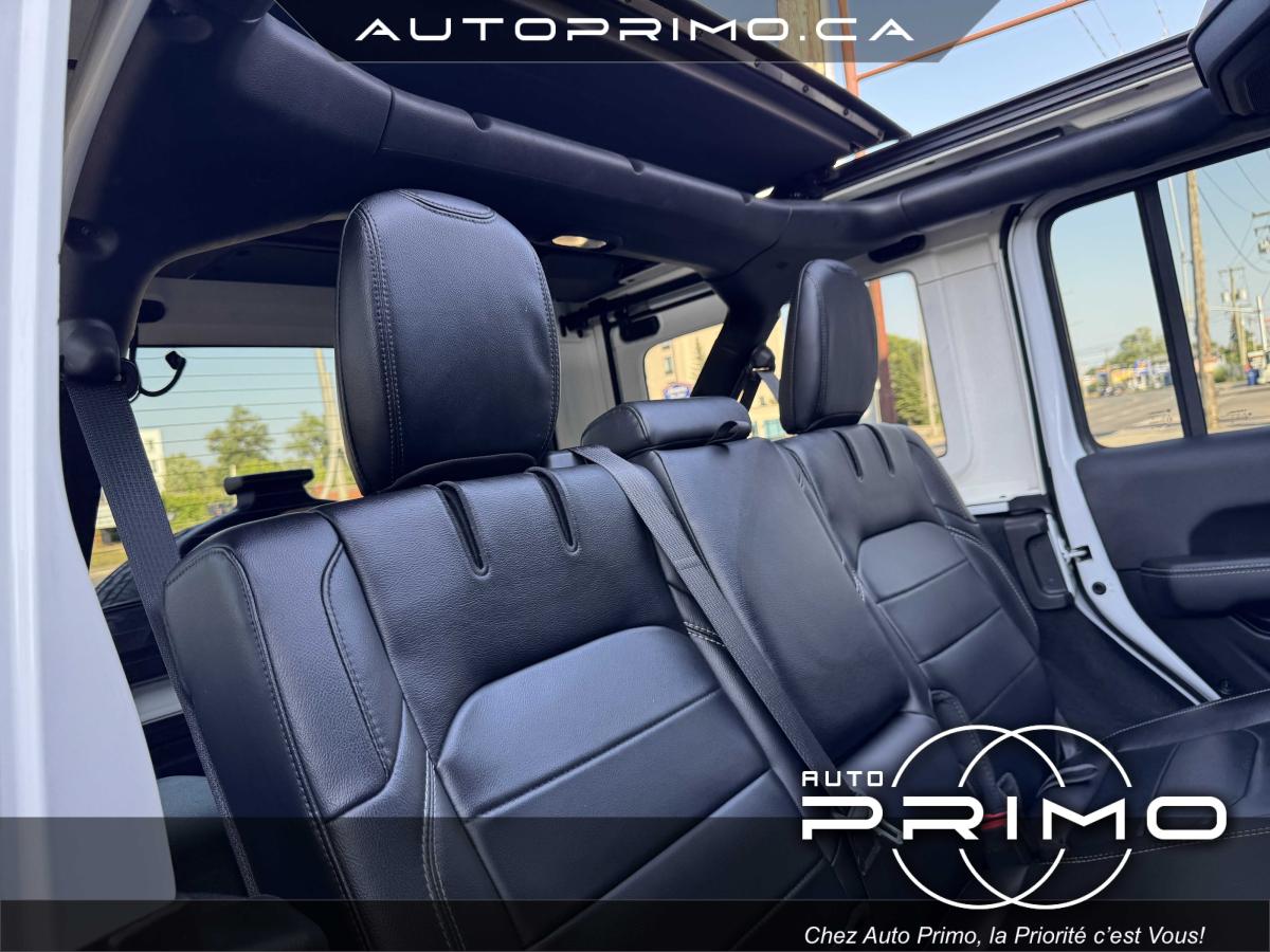 2023 Jeep Wrangler 4xe - Image 16