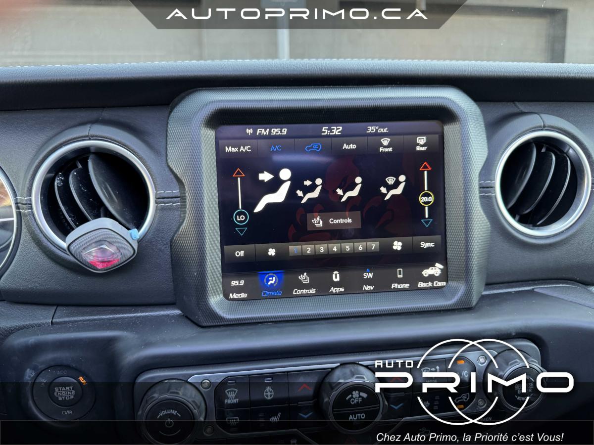 2023 Jeep Wrangler 4xe - Image 28