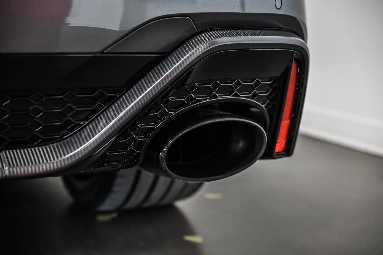 2024 Audi RS6 - Image 7
