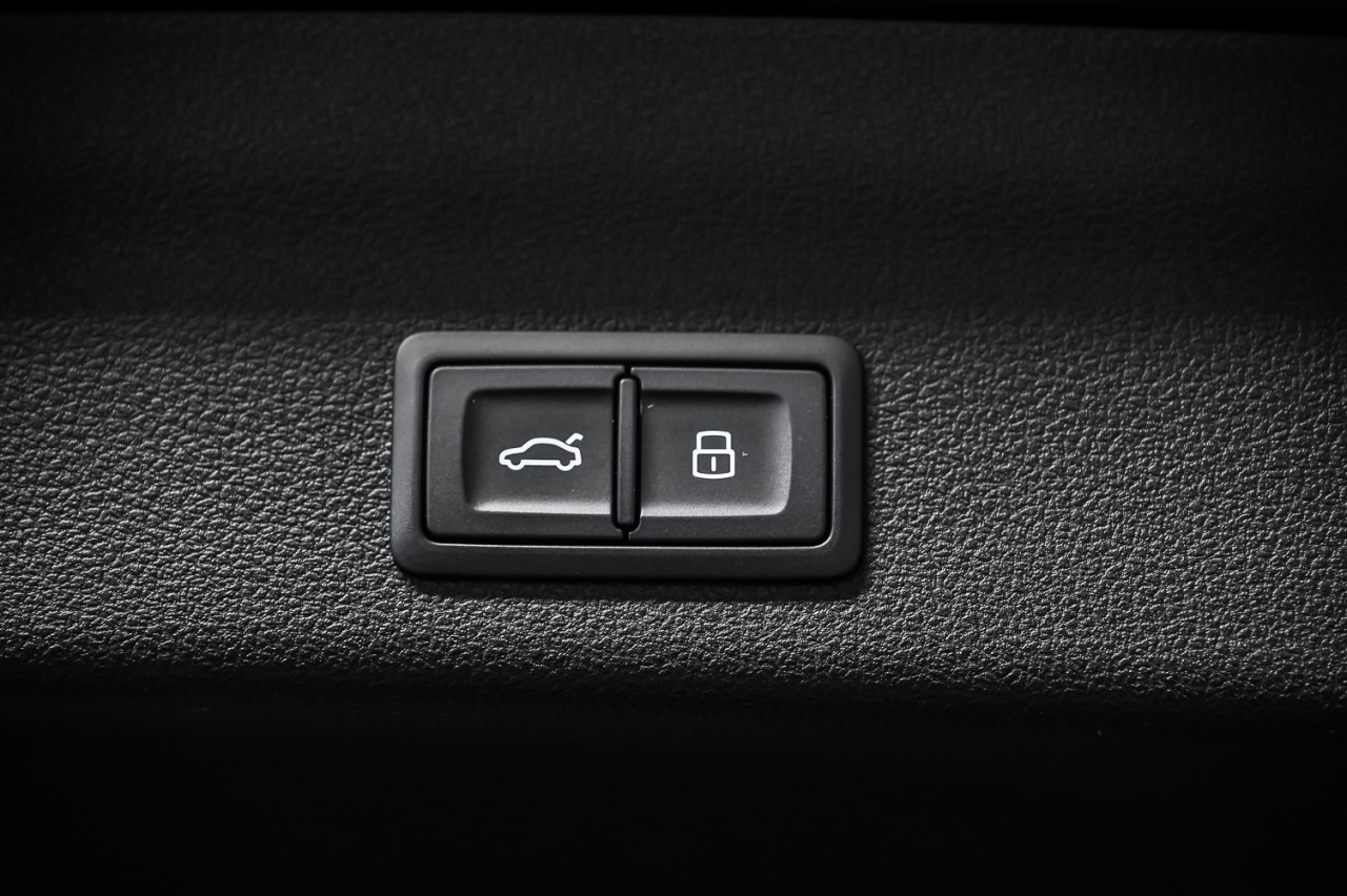 2024 Audi RS6 - Image 9