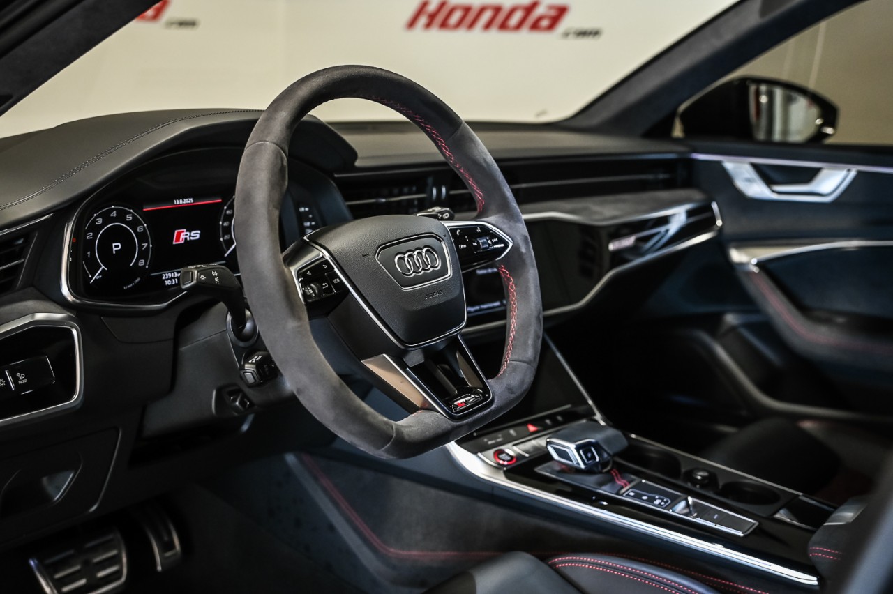 2024 Audi RS6 - Image 10
