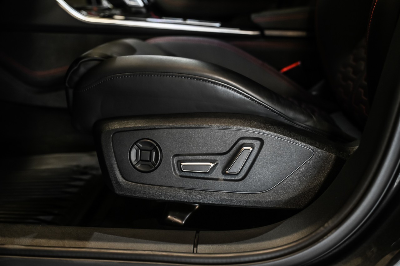 2024 Audi RS6 - Image 11