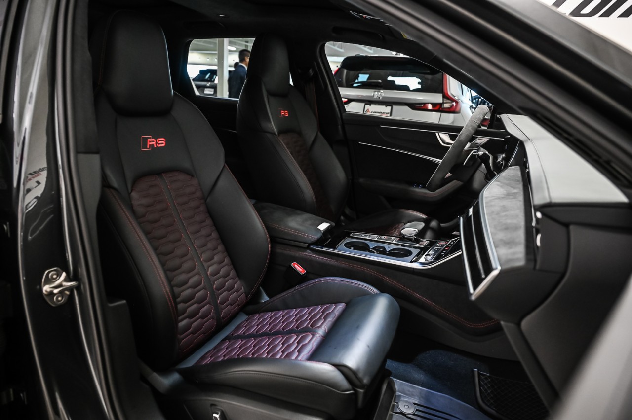 2024 Audi RS6 - Image 24