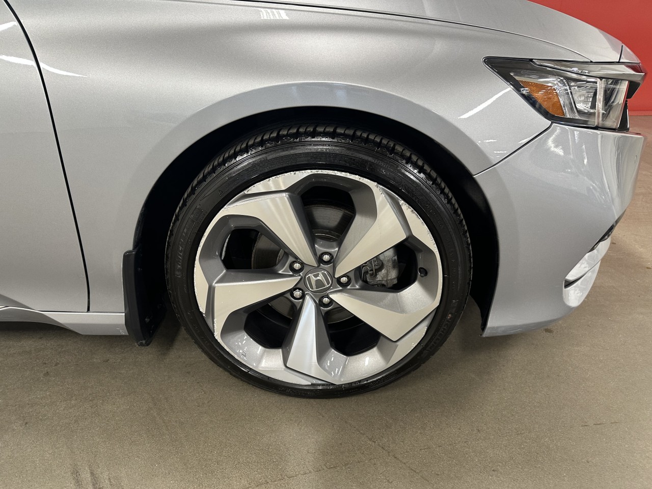 2018 Honda Accord - Image 5
