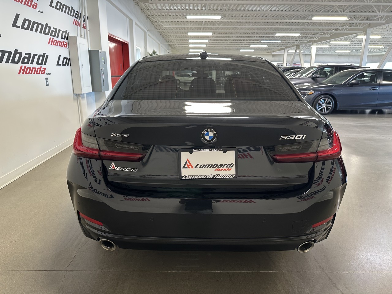 2023 BMW i3s - Image 9