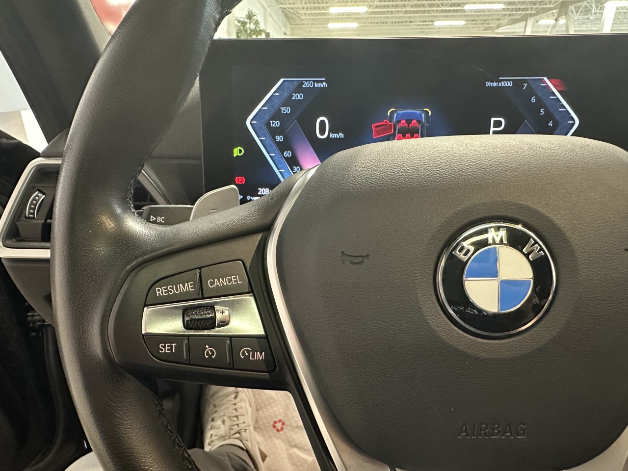 2023 BMW i3s - Image 13